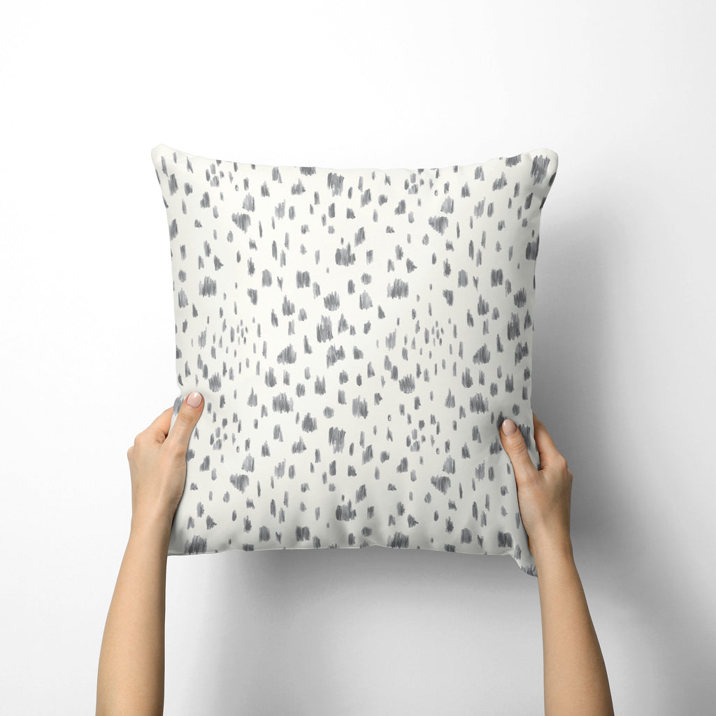 Curated Sofa Pillow Set "Ava" in Illuminating - Melissa Colson